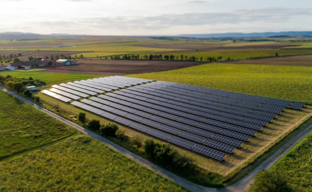 Dlaczego magazyn energii rozładowuje się do zera? Wszystko o pracy akumulatora